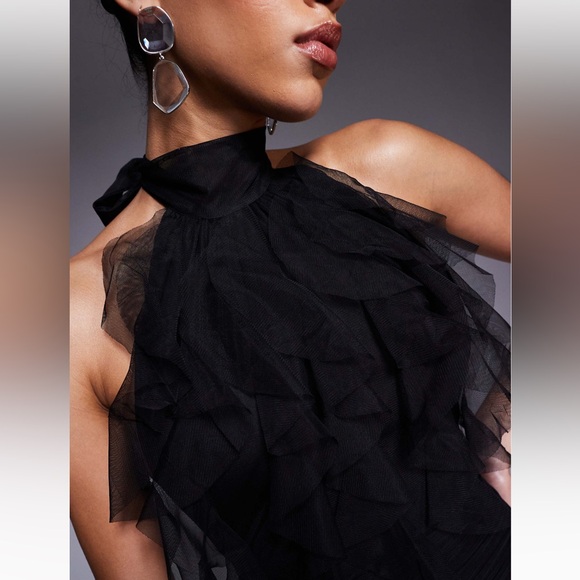 Backless Ruffle Tulle Maxi Dress - Picture 3 of 4